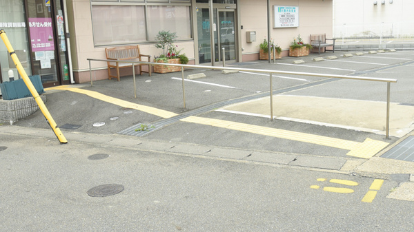 あい薬局　上植野店_3