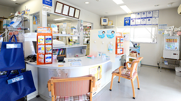 クオール薬局前田東町店_3