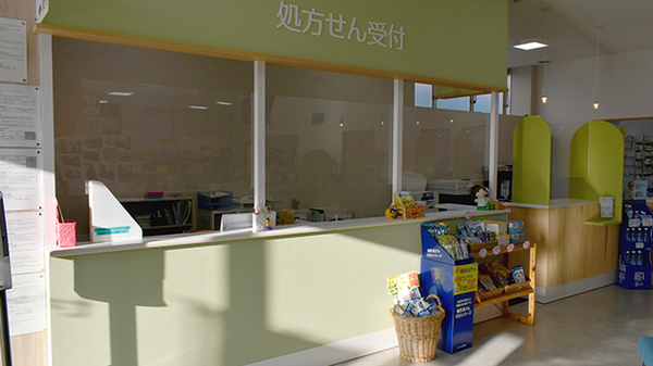 佐賀北薬局　若楠店_3
