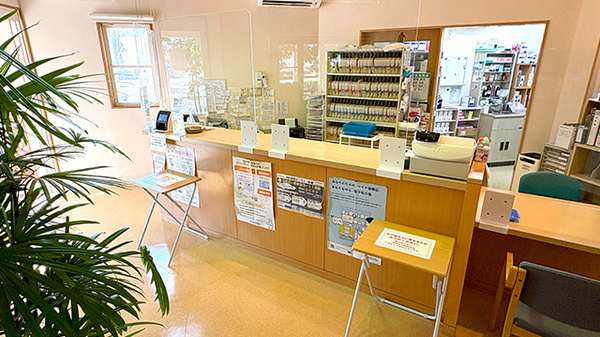 コスモ薬局防府店_3