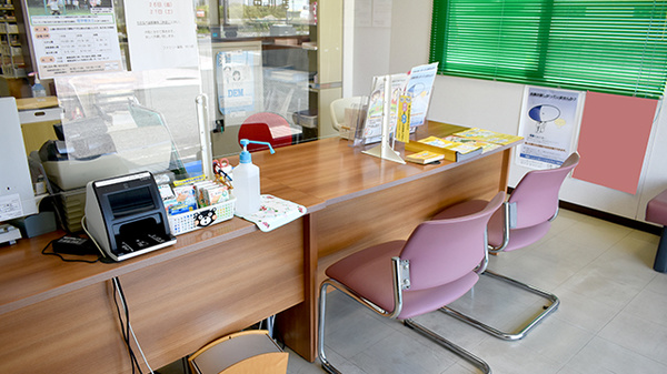 ファミリー薬局中川店_3