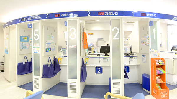 クオール薬局青葉台店_7