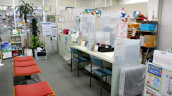 三進堂薬局新横浜店_3