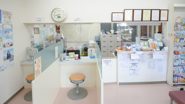 ウジエ調剤薬局　台原駅前店_3