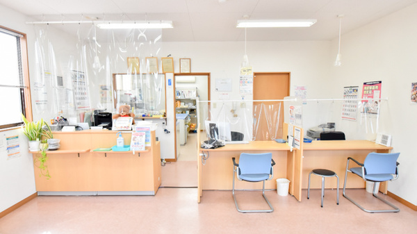 金屋調剤薬局_4