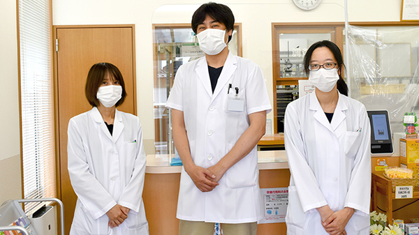 かほくまこと薬局_2