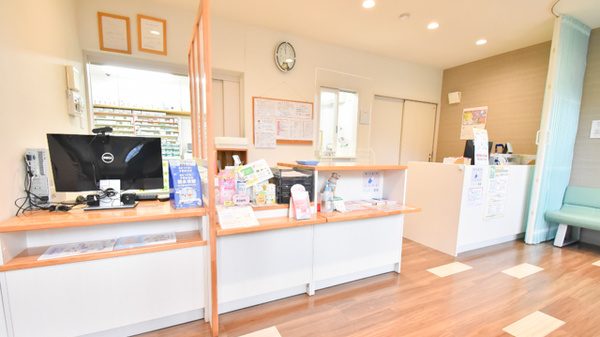 コスモス調剤薬局 天子田店_3