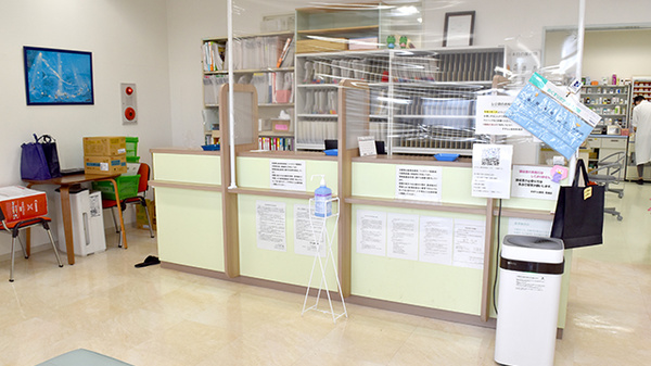 すずらん薬局馬堀店_3