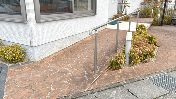 アキタ薬局駅南店_3