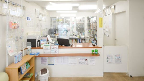 ウェーブ薬局　富木店_3