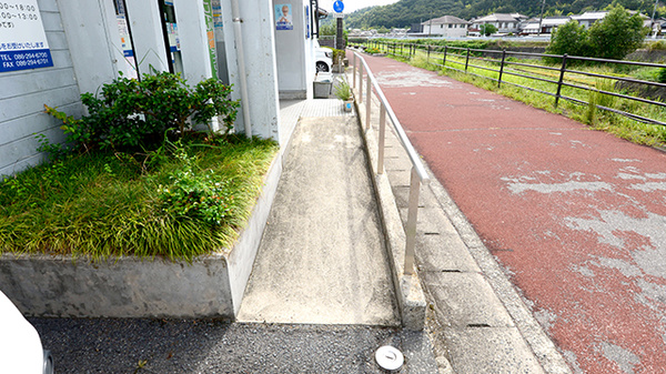 クオール薬局栢谷店_3