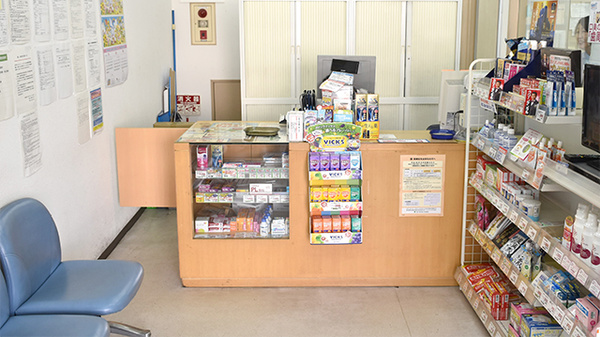 ココカラファイン薬局　入間町店_3