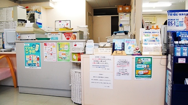 フラワー薬局　新宿店_3