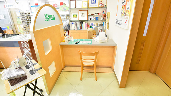 クオール薬局下飯野店_4