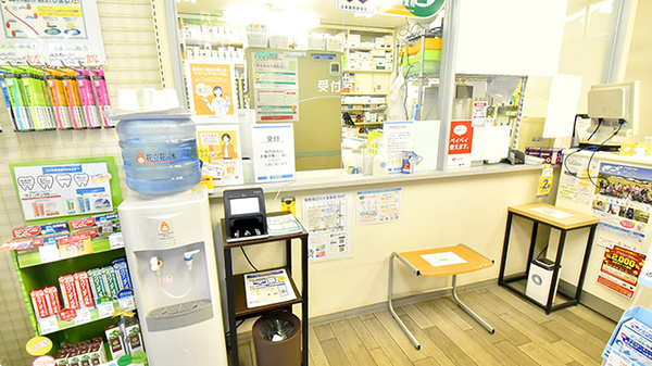 大賀薬局　薬院２丁目店_3