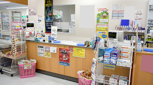 アカカベ薬局　谷川店_4