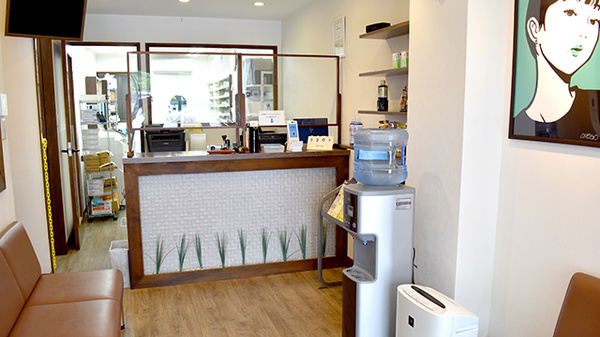 テンヤクドー薬局灘店_3