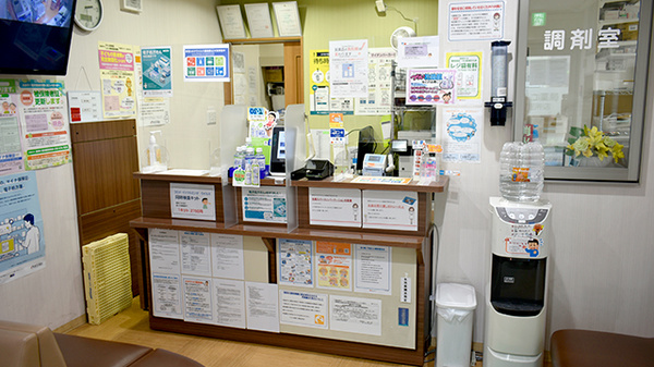 ファルコ薬局　高槻庄所店_3