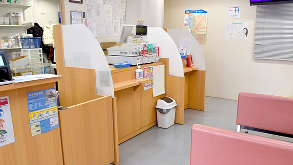 アカカベ薬局　常盤町店_3