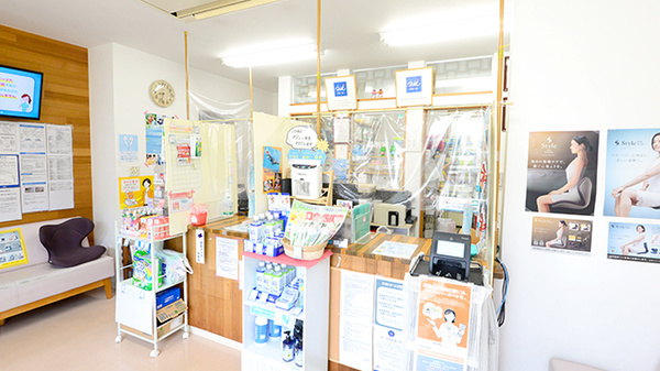 見付山どんぐり薬局_3