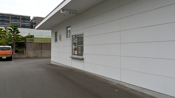 ペリカン薬局ファミリーガーデン大野城店_3