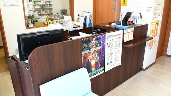 割田薬局_4