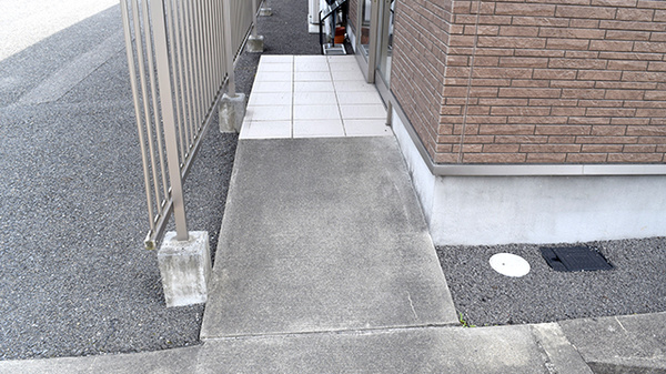 割田薬局_3