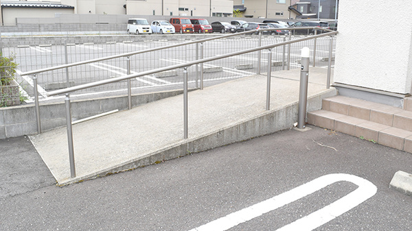 ふたば沖町薬局_3