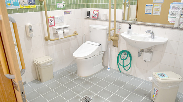 すこやか薬局登川店_2