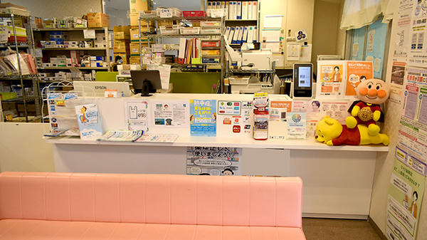 りんご薬局新川店_3