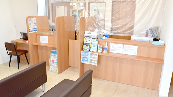 かえで薬局富沢西店_4