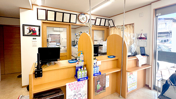 サンプラス薬局白川店_3