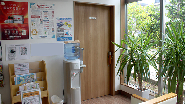 県庁前アース薬局_4