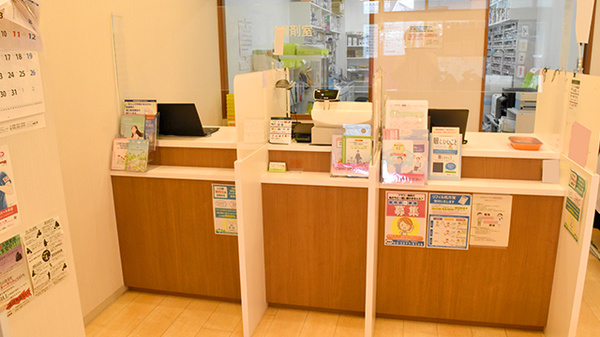 フラワー薬局保谷駅南口店_3