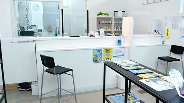 アーチ薬局長浜みなと店_3