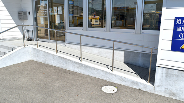 調剤薬局ホンダ直川店_3