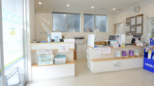 レモン薬局田出井店_4