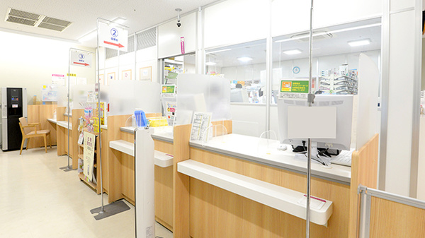 イオン薬局駒岡店_4