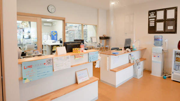レモン薬局鳳駅前店_3