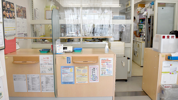 クローバー薬局平井店_5