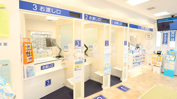 クオール薬局太秦店_3