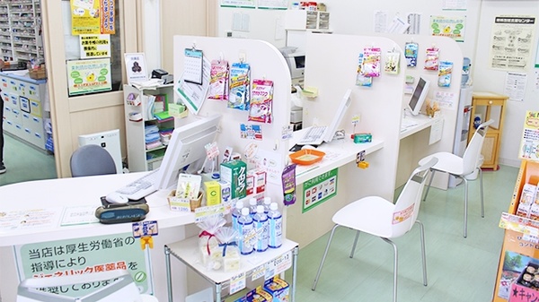 南山堂薬局　横須賀店_4