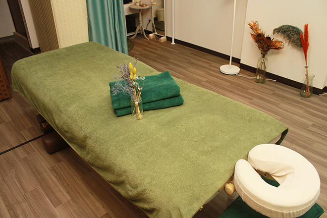 ComfOrtable body & mental care salon_4