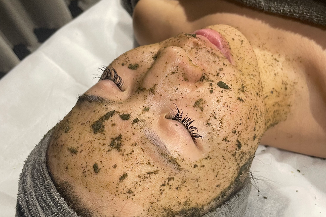 a laise wax/sugaring/flash/facial_1