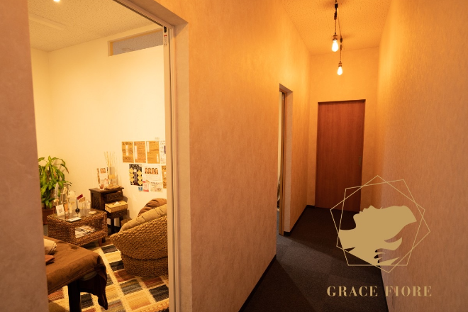 頭蓋骨 小顔矯正サロン gracefiore川越店