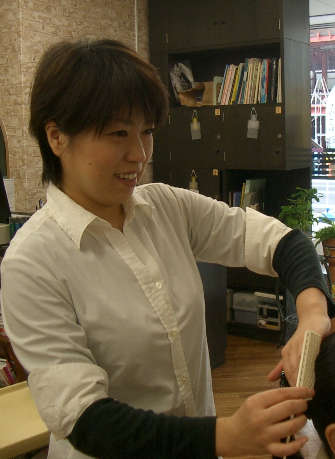 エッチ 美容室_荒巻　多美恵
