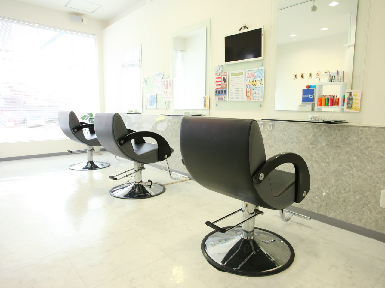Hair space Rouru