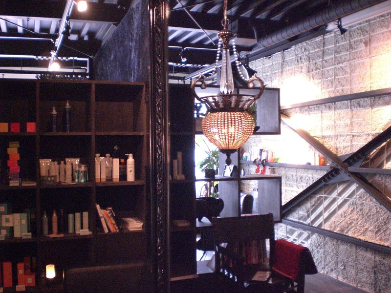 HeadRoom Destination_2
