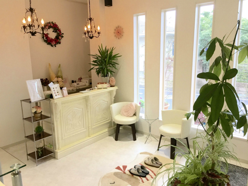 PRIVATE SALON LIZ_1