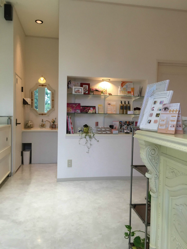 PRIVATE SALON LIZ_2